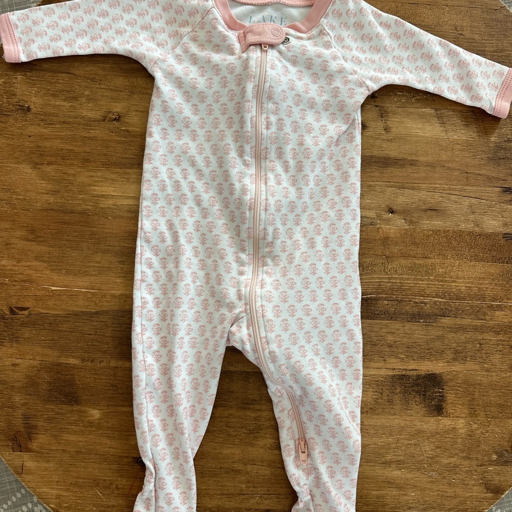 LAKE Charming Pink and White Kids Footie